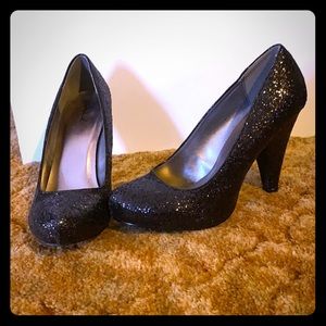 Qupid Black Glitter heels